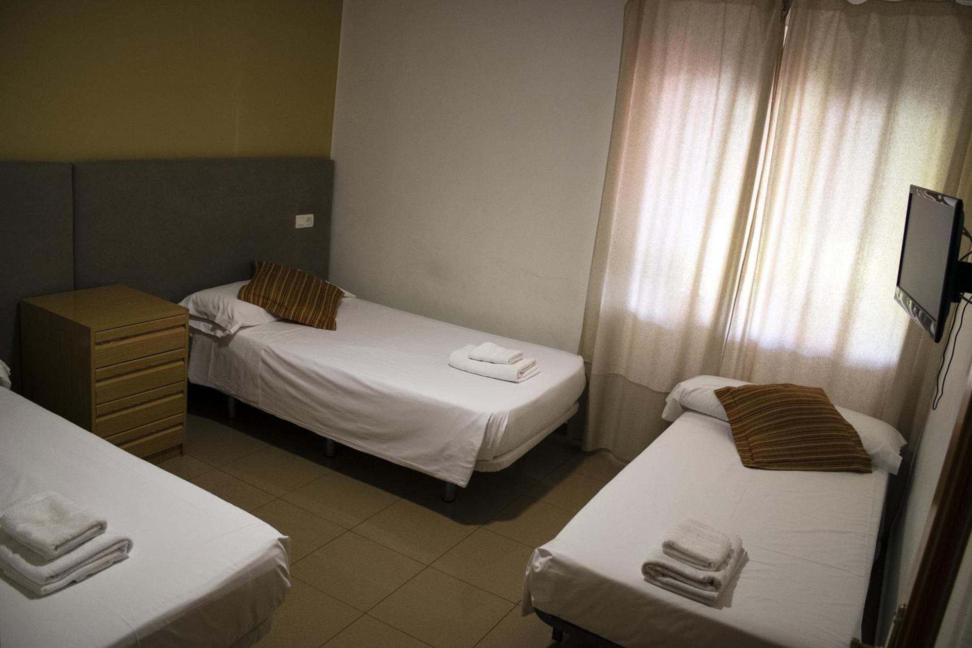 Hostal Valdepenas By Bossh Hotels Екстериор снимка
